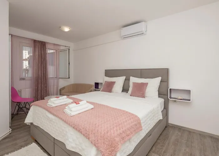 公寓 3 Bedroom Awesome In *